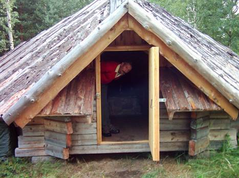 Canodal's unique octagonal log
cabin