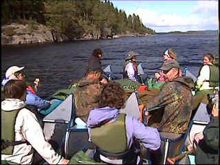 Jinaka Canoe Guides - Going with the Wind