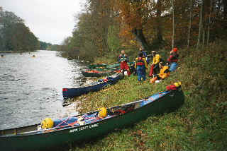 Lunch stop on upper section of North Tyne, below Barrasford.